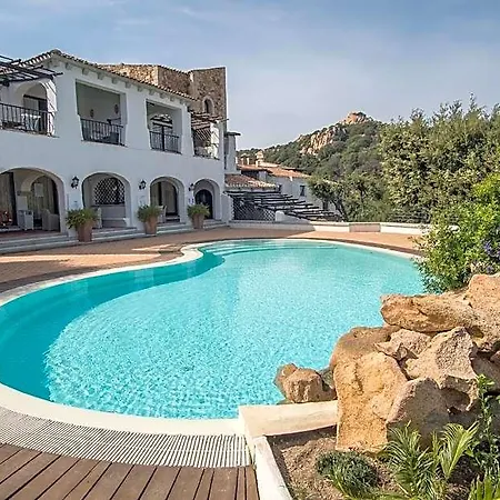 Lejlighed Beautiful Il Giardino Degli Oleandri One Bedroom Sleeps Two Num0842 Porto Cervo