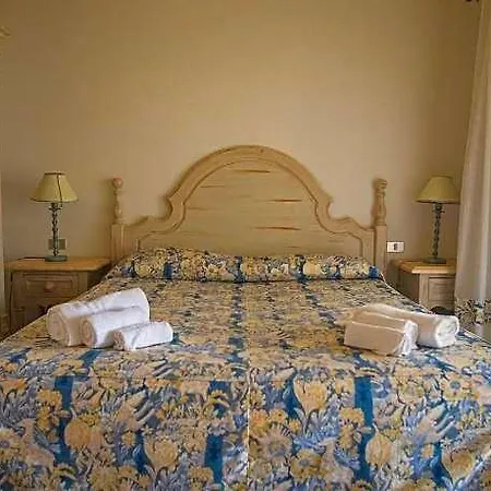 酒店 Beautiful Il Giardino Degli Oleandri One Bedroom Sleeps Two Num0842 4*